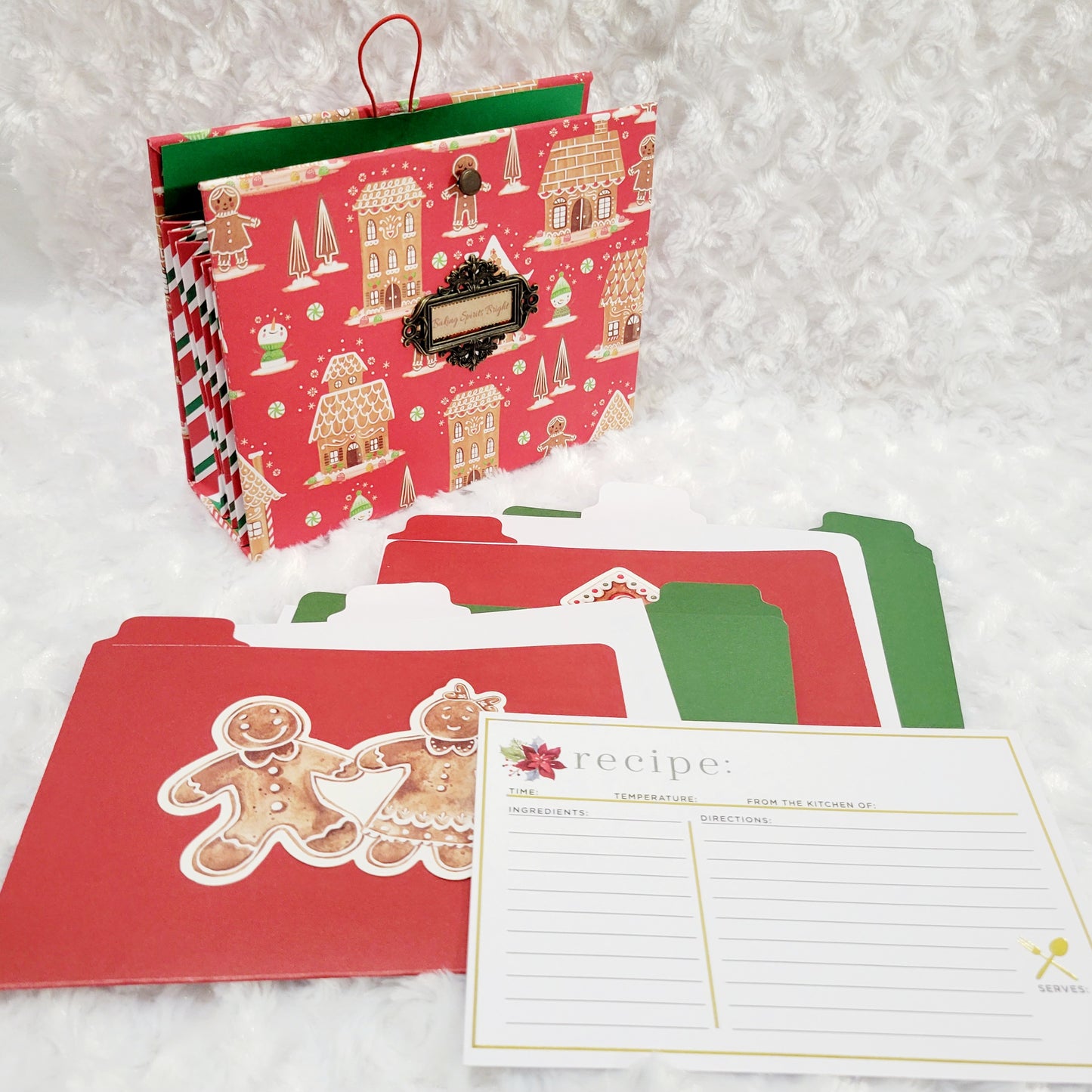 Accordion Recipe Keeper-Red Gingerbread