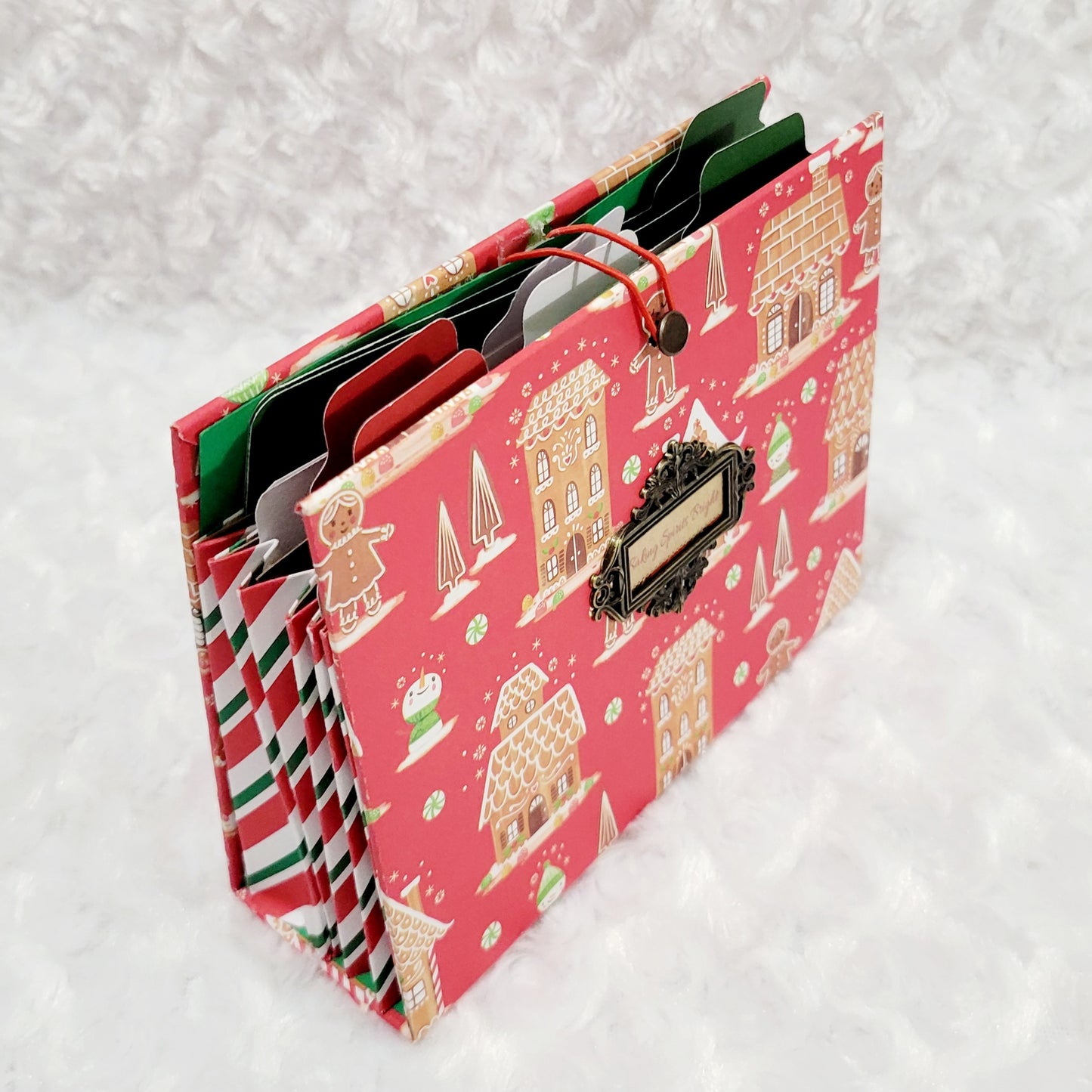 Accordion Recipe Keeper- Red Gingerbread