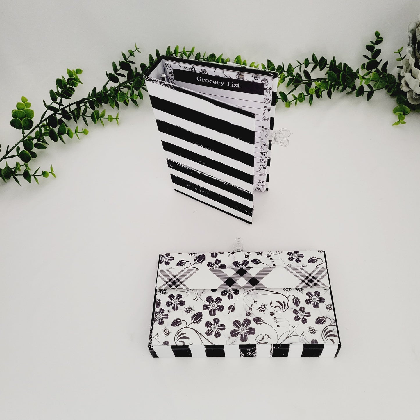 Meal Planner Folio-Black Striped